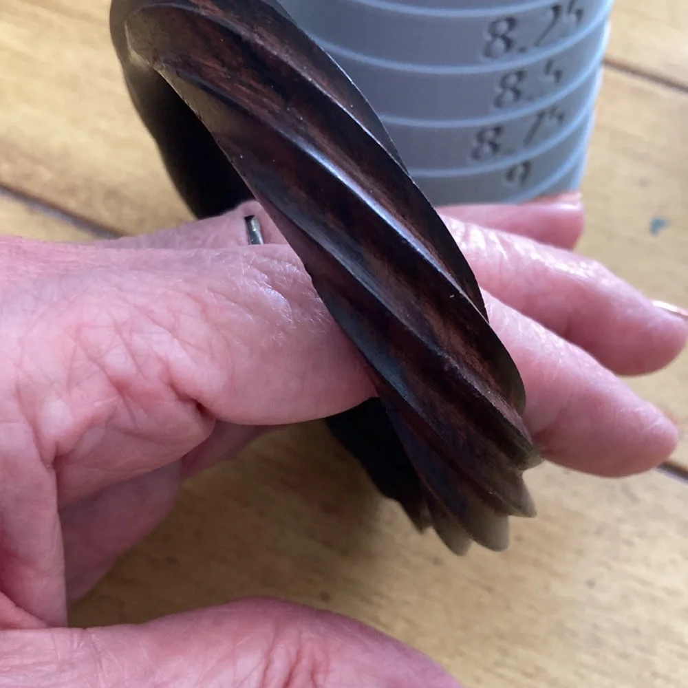 -Carved Twisted Wood Bracelet - Brown